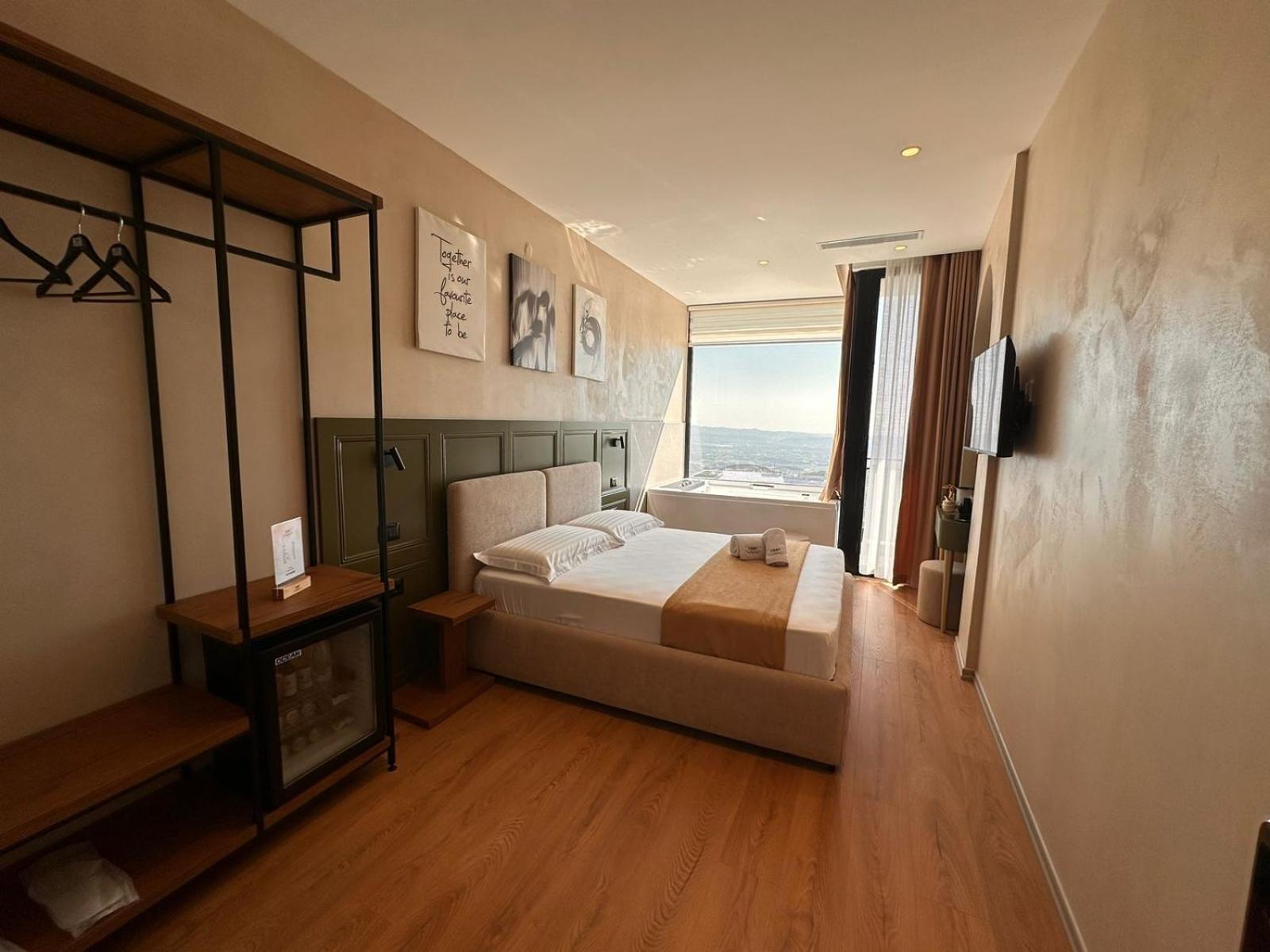 Z Art Hotel กรูเยอ ภายนอก รูปภาพ