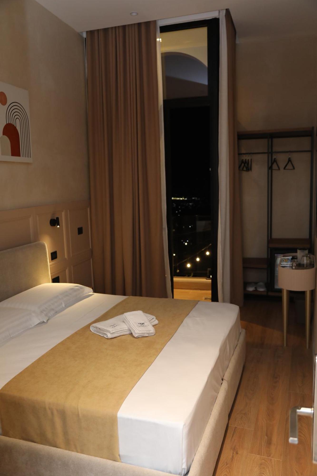 Z Art Hotel กรูเยอ ภายนอก รูปภาพ