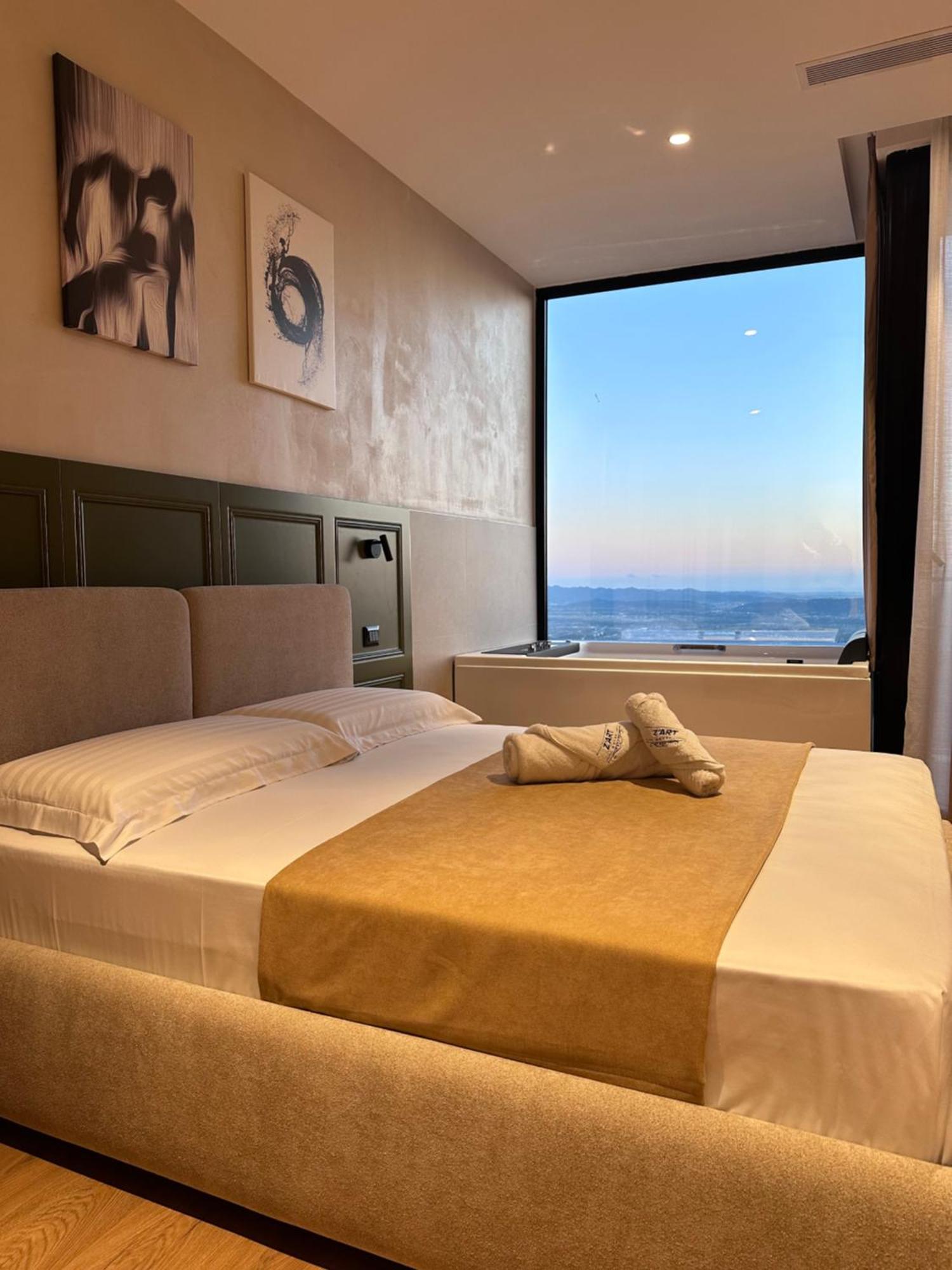 Z Art Hotel กรูเยอ ภายนอก รูปภาพ
